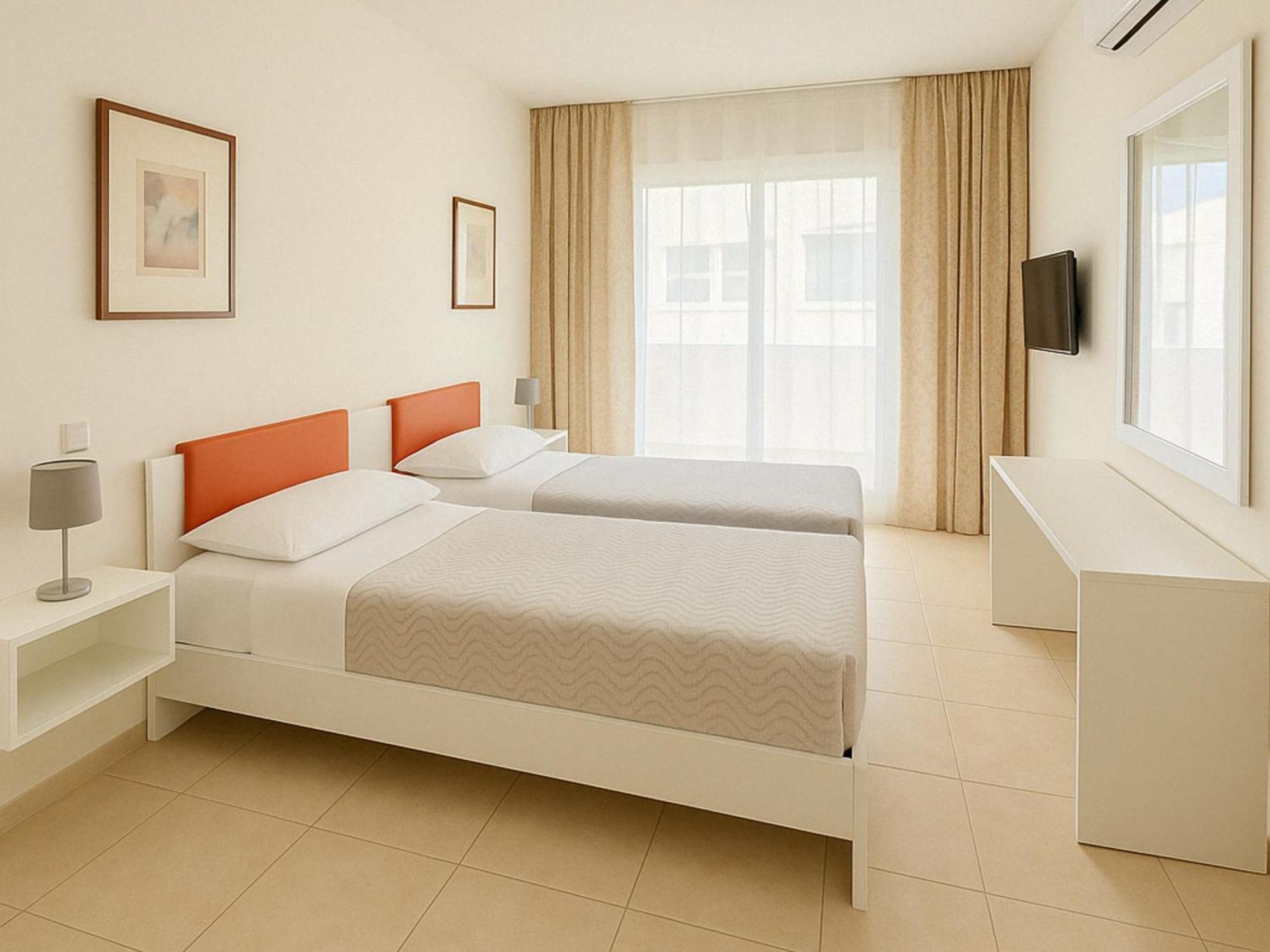 Hotell Sechi Marbella - Self Service, With Parking